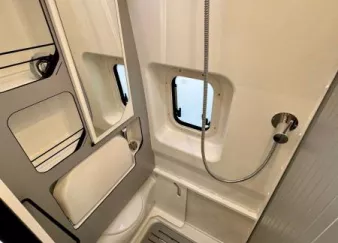 Pilote Ostatní