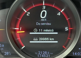 V40