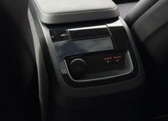S90