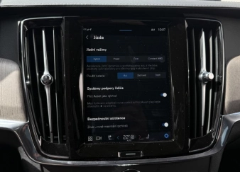 S90