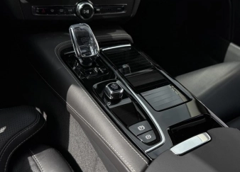 S90