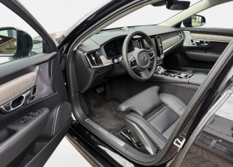 S90
