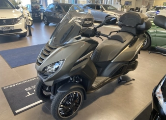 Peugeot Metropolis 400