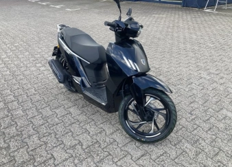 Peugeot Tweet 125