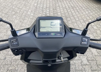 Peugeot Tweet 125